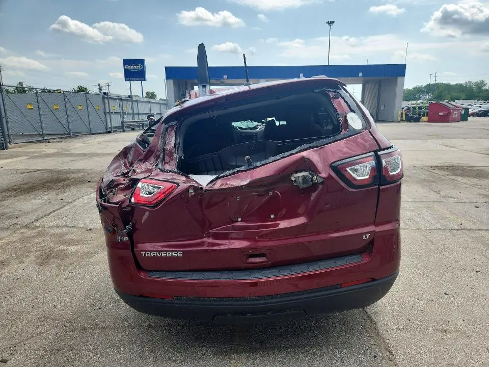 2017 CHEVROLET TRAVERSE LT  