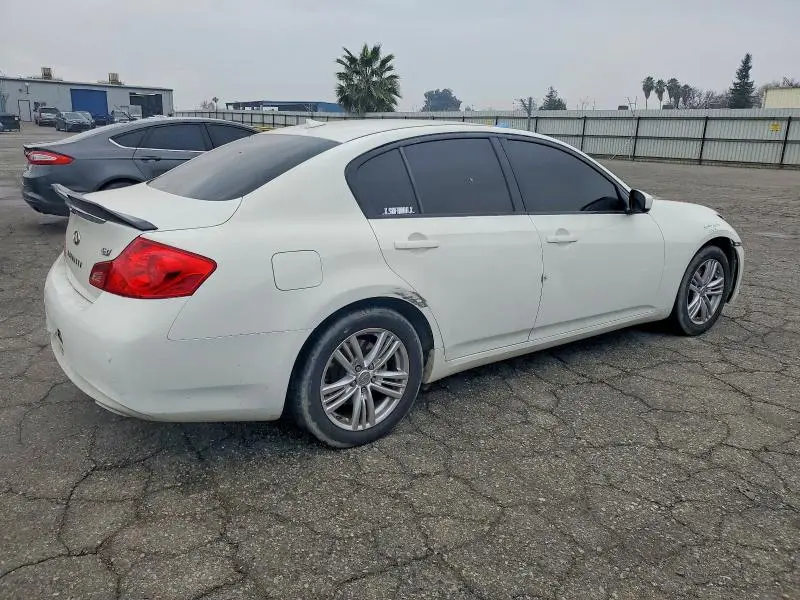 2013 INFINITI G37 JOURNE   