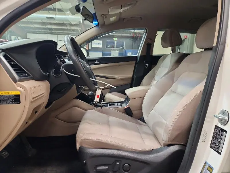 2016 HYUNDAI TUCSON   