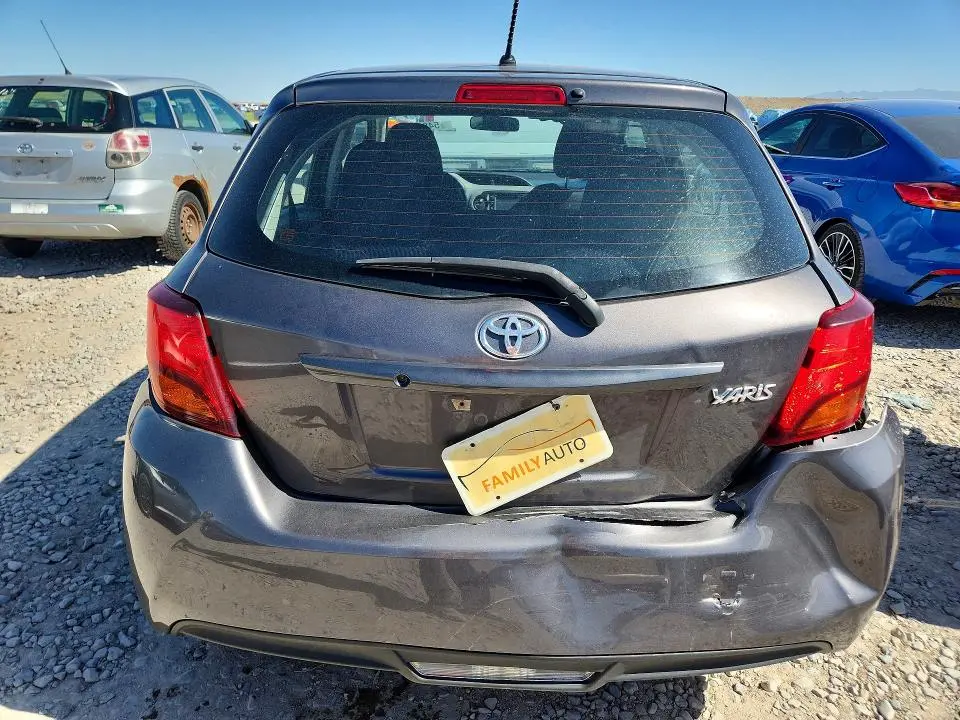 2015 TOYOTA YARIS 5-DOOR L  