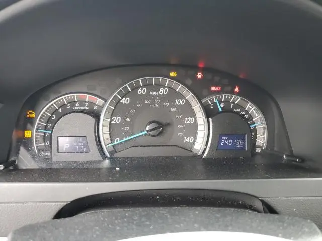 2012 TOYOTA CAMRY BASE  