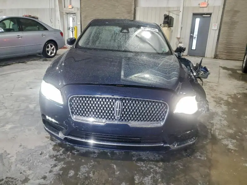 2017 LINCOLN CONTINENTAL RESERVE  