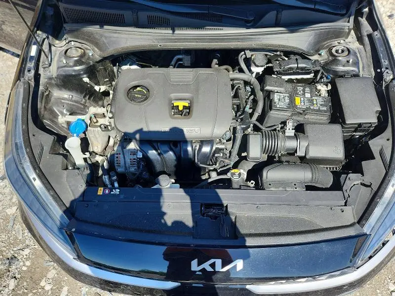 2022 KIA FORTE LXS  