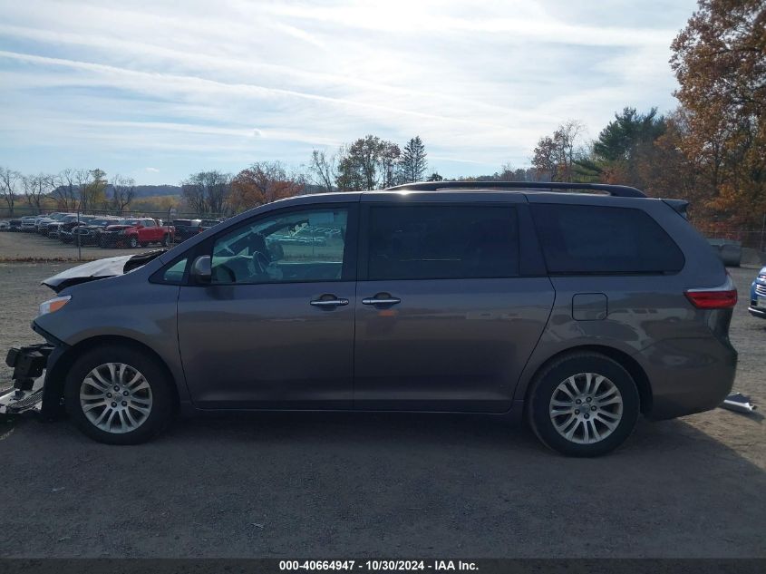 2017 TOYOTA SIENNA XLE/LIMITED