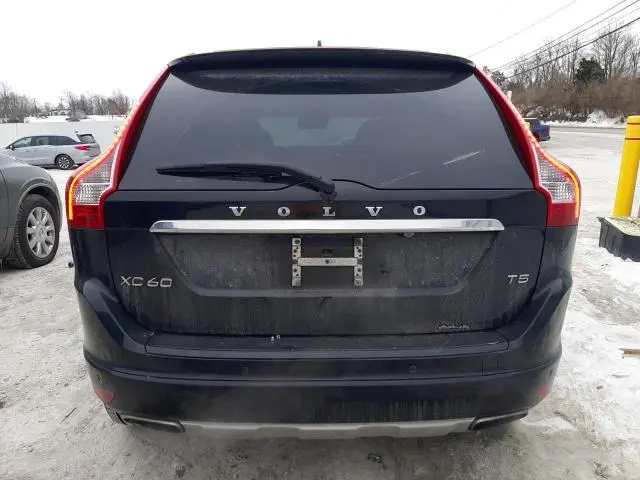 2016 VOLVO XC60 T5 PLATINUM  