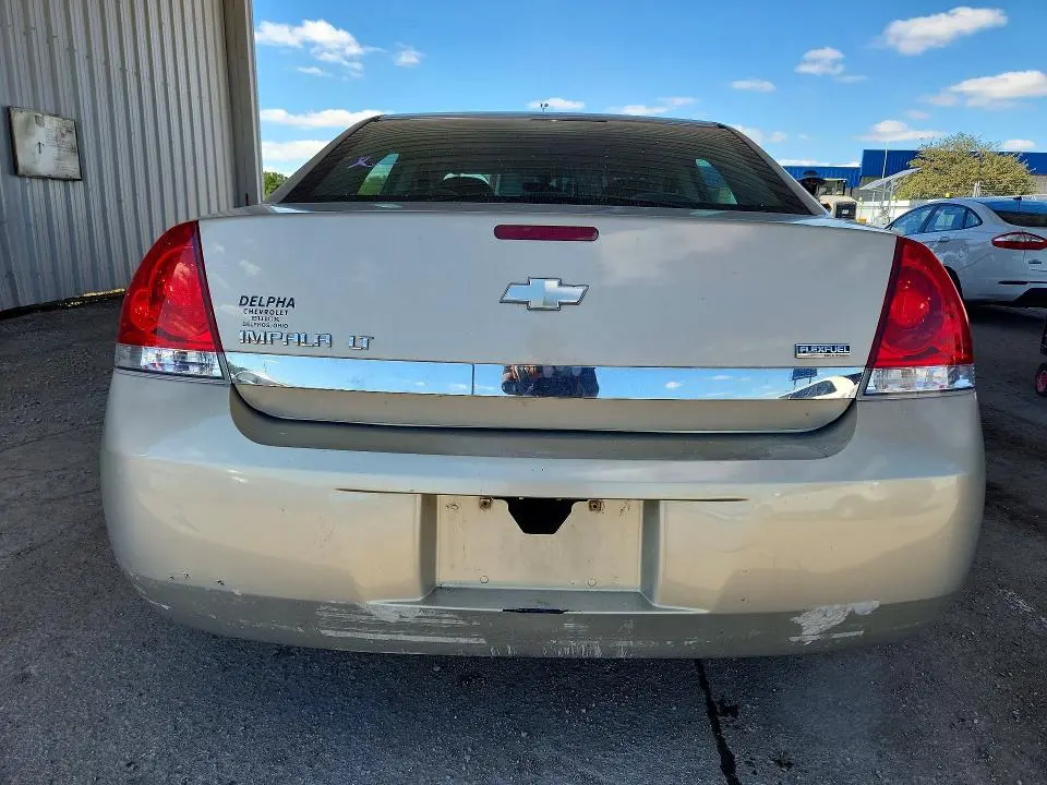 2010 CHEVROLET IMPALA LT  