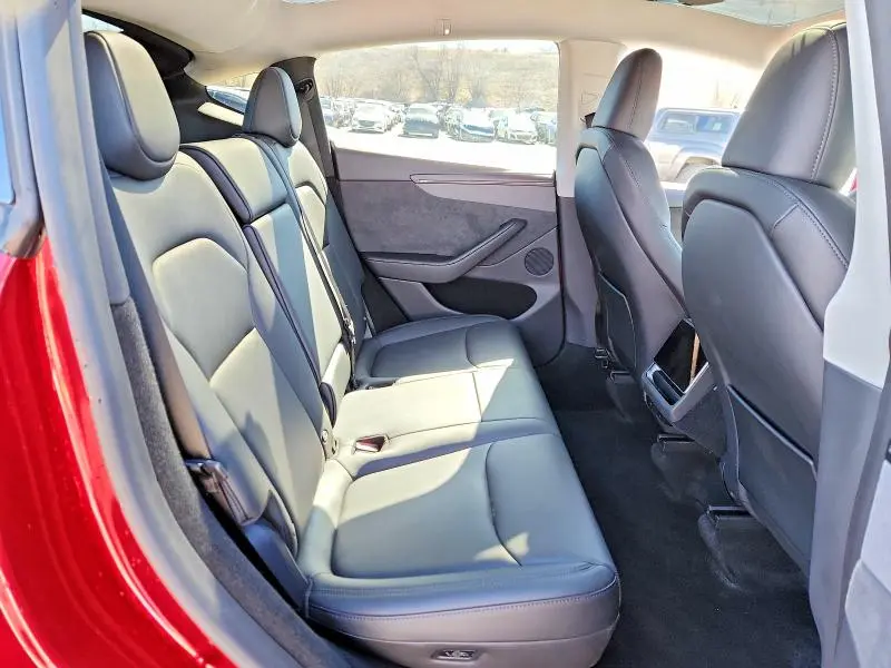 2026 TESLA MODEL Y   