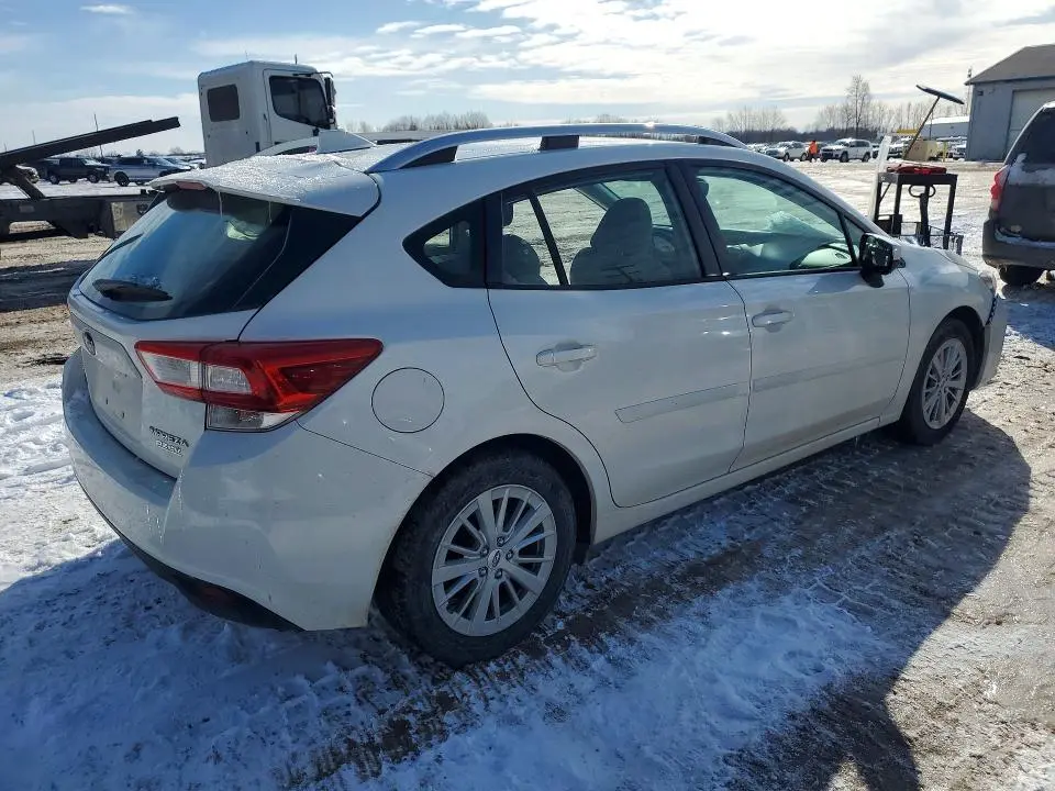 2017 SUBARU IMPREZA PREMIUM  