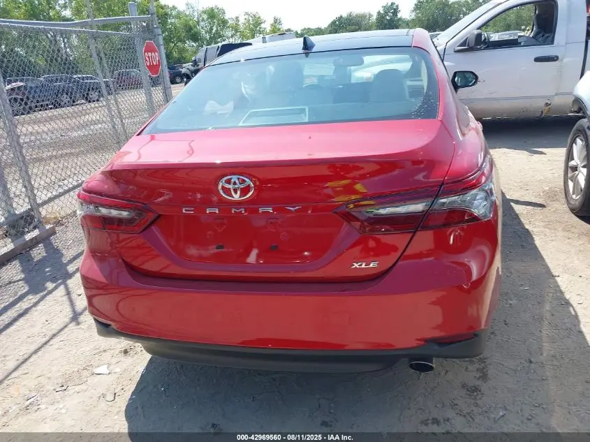 2023 TOYOTA CAMRY XLE