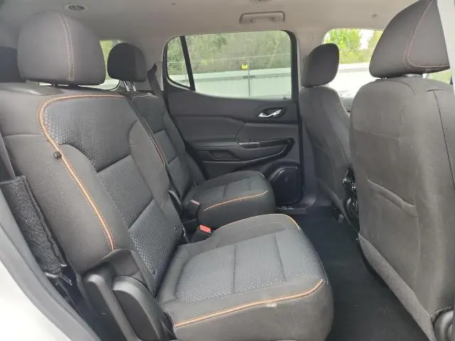 2021 GMC ACADIA AT4  