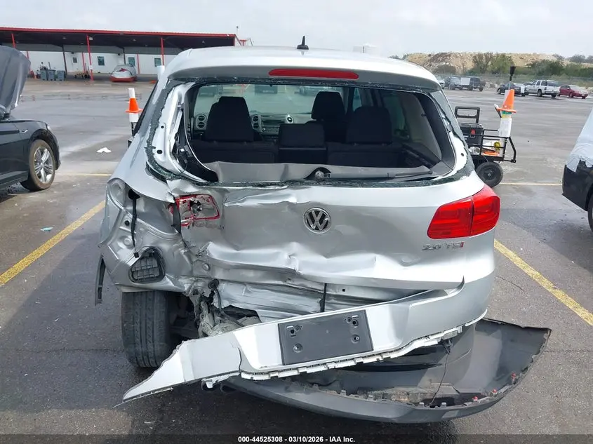 2014 VOLKSWAGEN TIGUAN S
