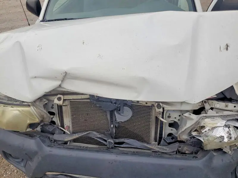 2014 TOYOTA TACOMA BASE  