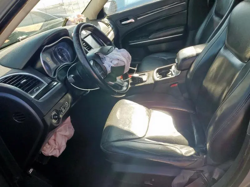 2015 CHRYSLER 300 LIMITED  