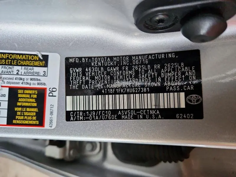 2017 TOYOTA CAMRY LE  