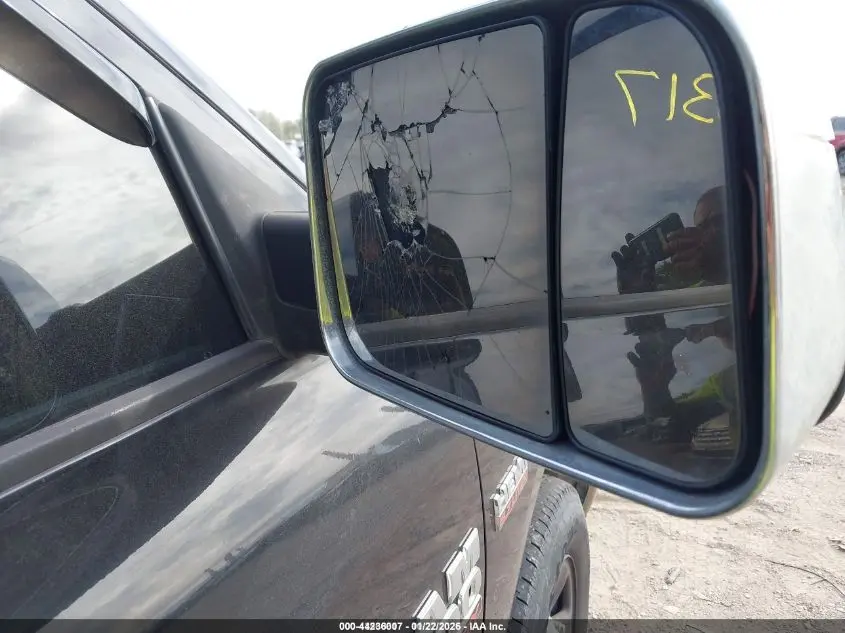 2017 RAM 2500 SLT  4X4 6'4 BOX