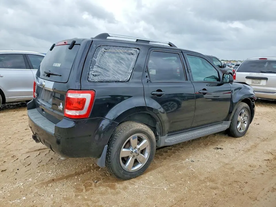 2010 FORD ESCAPE LIMITED  