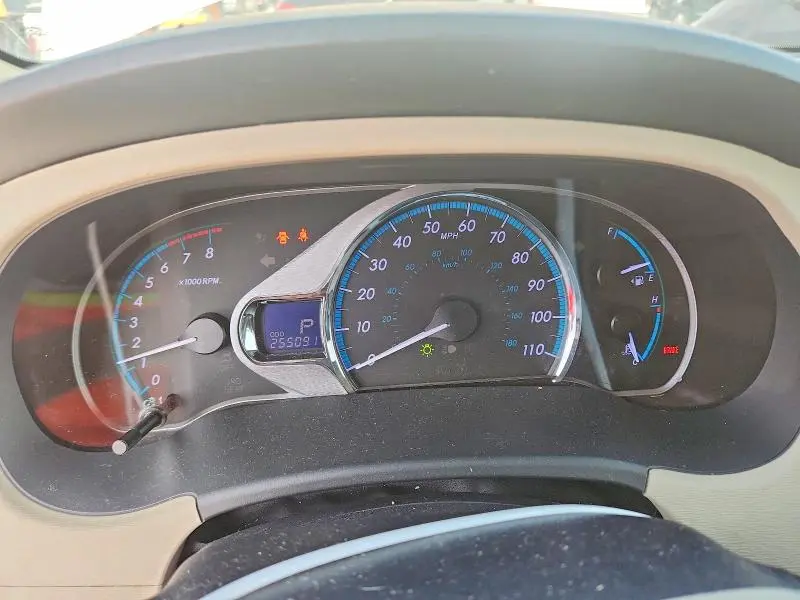 2012 TOYOTA SIENNA XLE 8-PASSENGER  