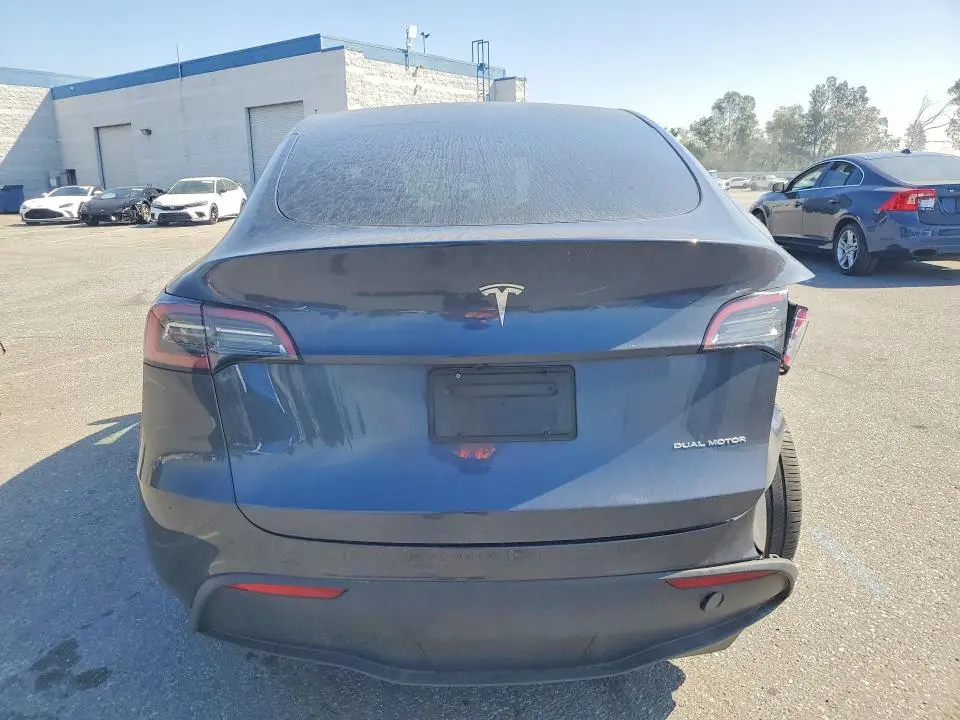 2024 TESLA MODEL Y   