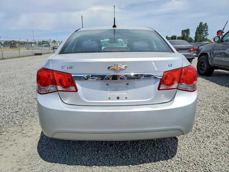 2014 CHEVROLET CRUZE LT  