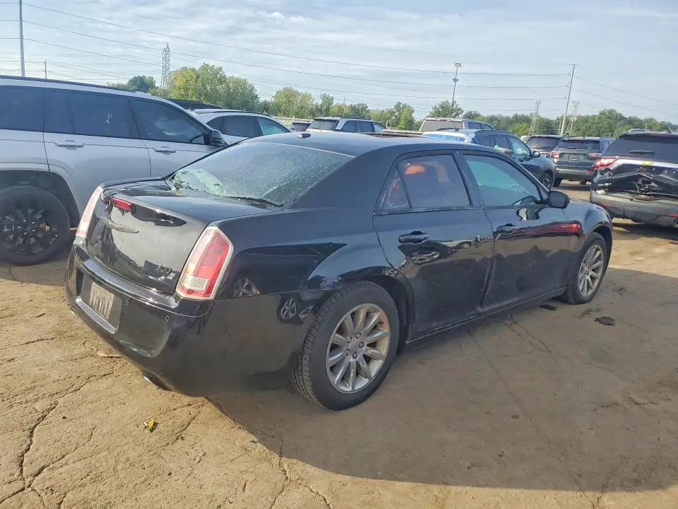 2013 CHRYSLER 300 S  