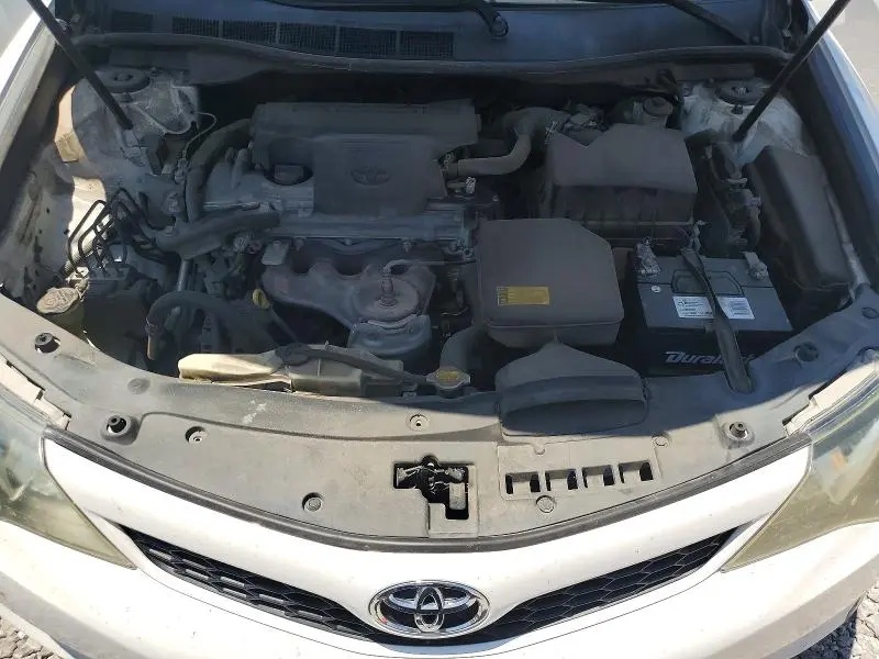 2013 TOYOTA CAMRY SE  