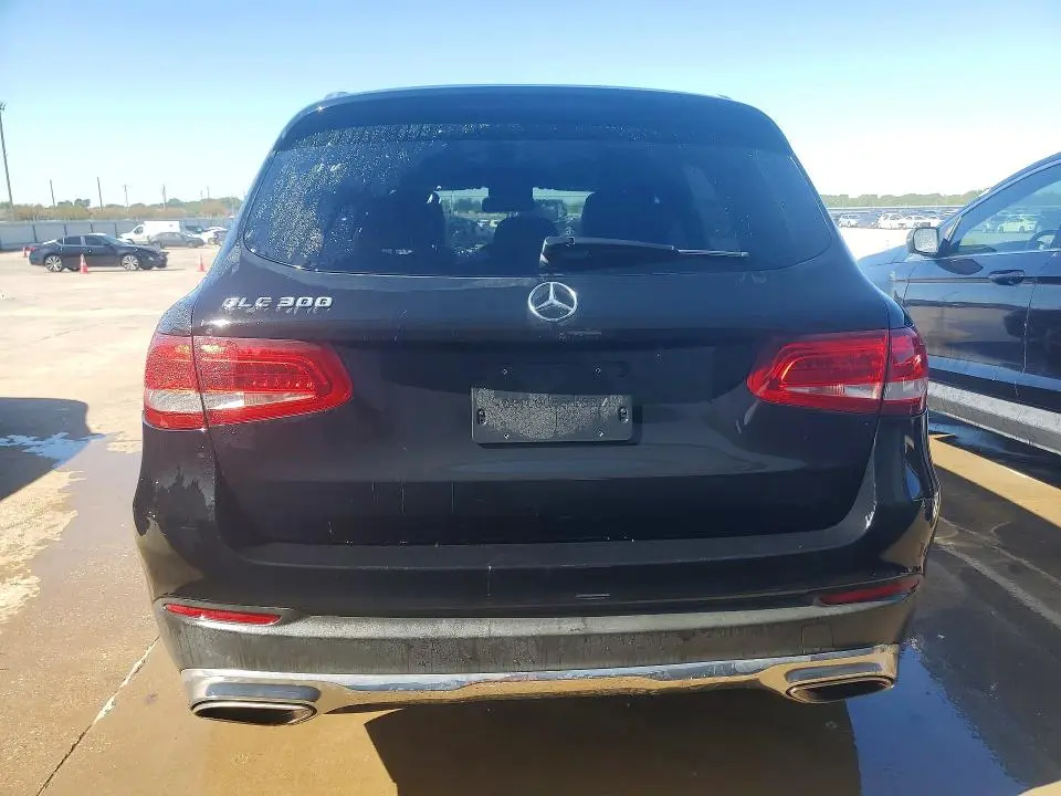 2017 MERCEDES-BENZ GLC 300  