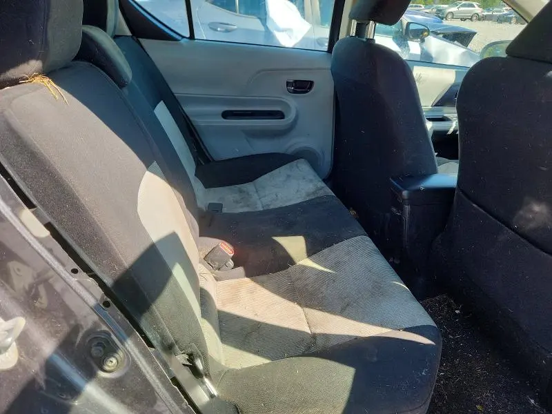 2014 TOYOTA PRIUS C TWO  