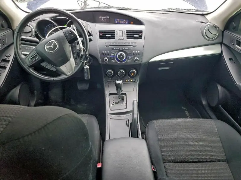2013 MAZDA 3 I  