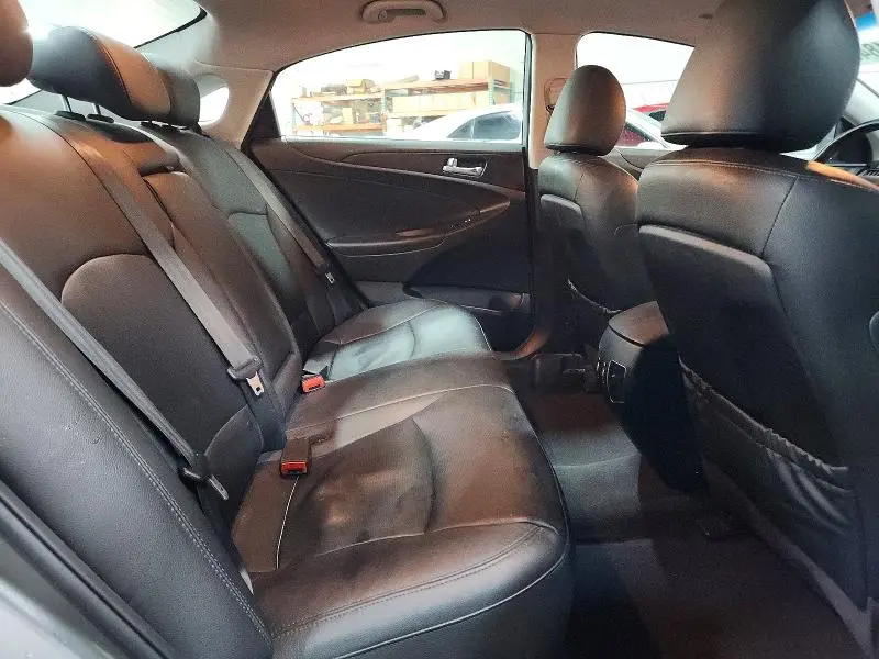 2011 HYUNDAI SONATA SE  