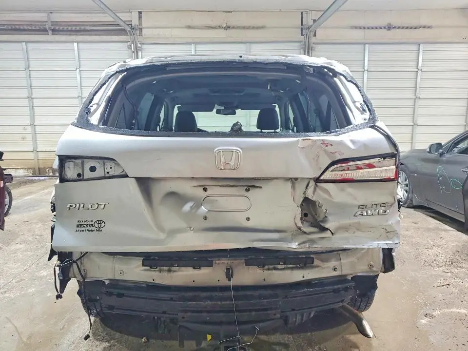 2016 HONDA PILOT ELITE  