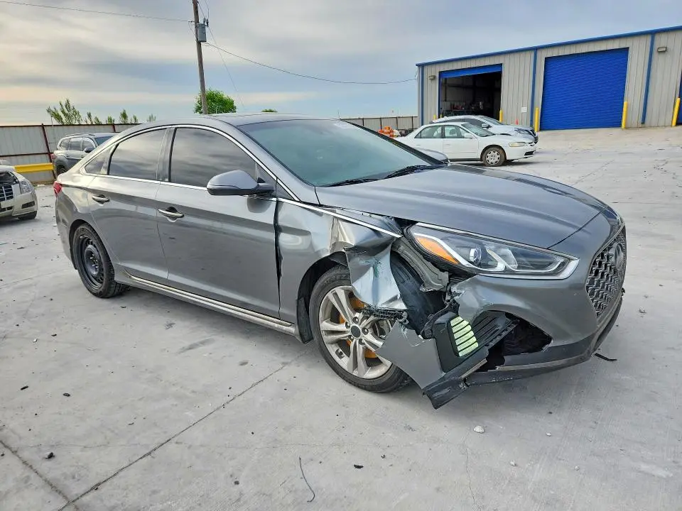 2019 HYUNDAI SONATA SPORT  
