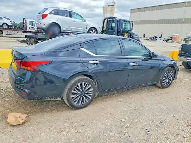 2024 NISSAN ALTIMA SV  
