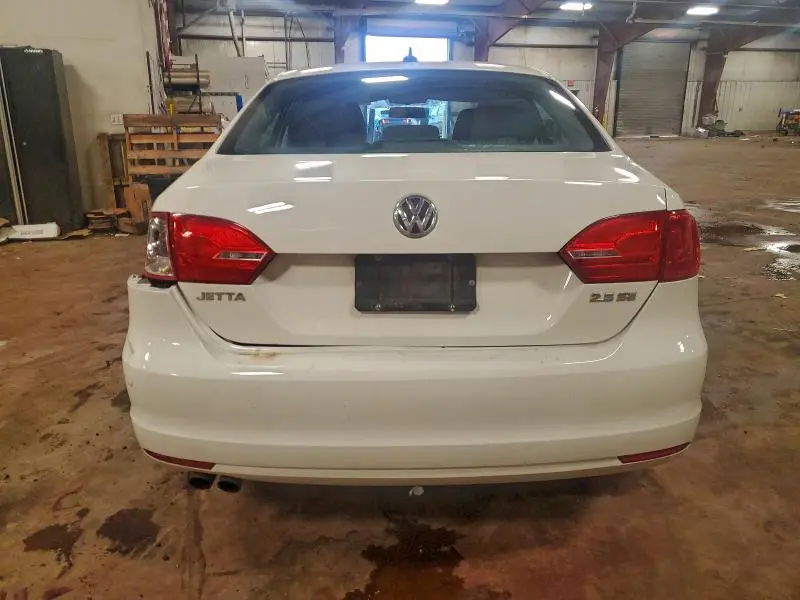 2012 VOLKSWAGEN JETTA SE  