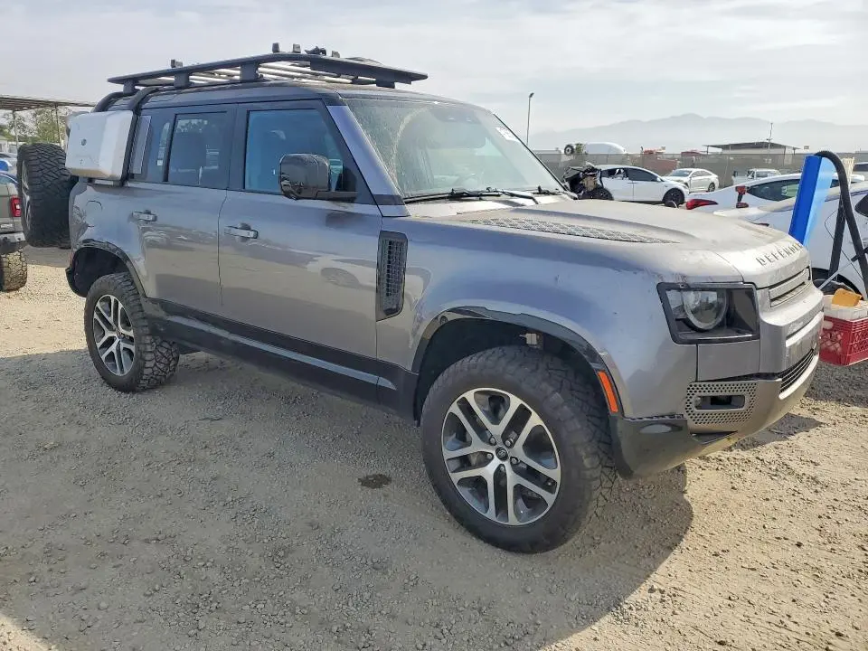 2023 LAND ROVER DEFENDER 110 X-DYNAMIC SE  