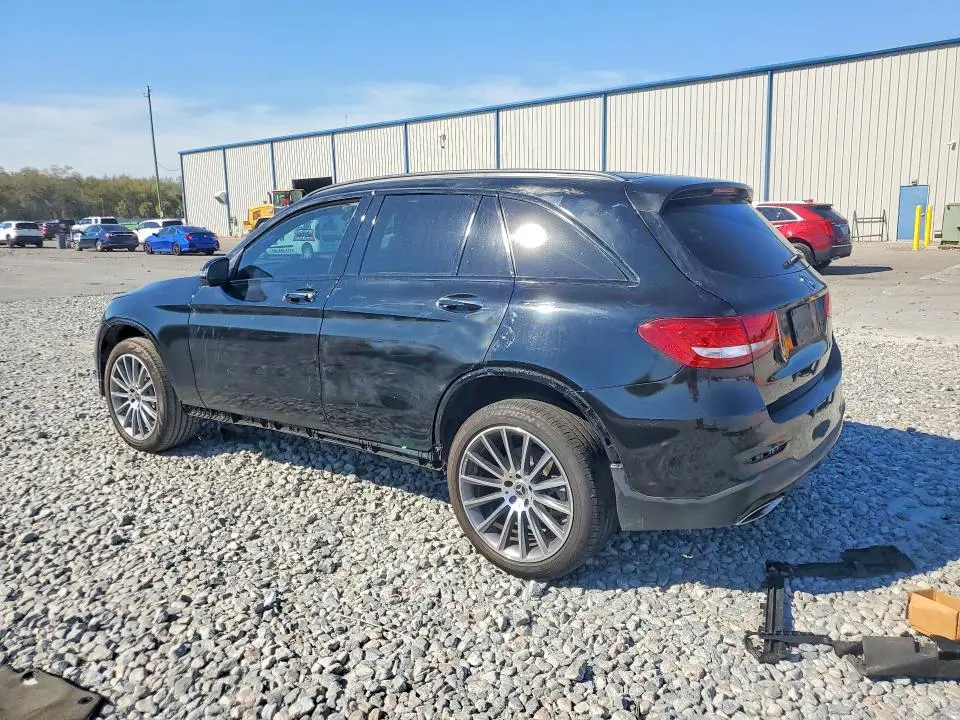 2018 MERCEDES-BENZ GLC 300  