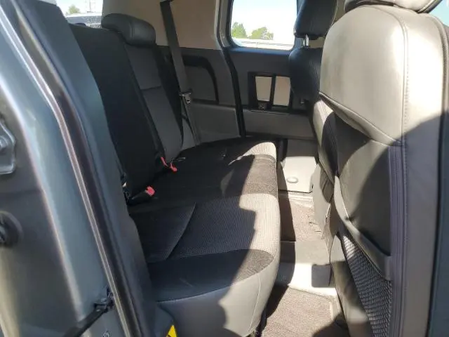 2010 TOYOTA FJ CRUISER   