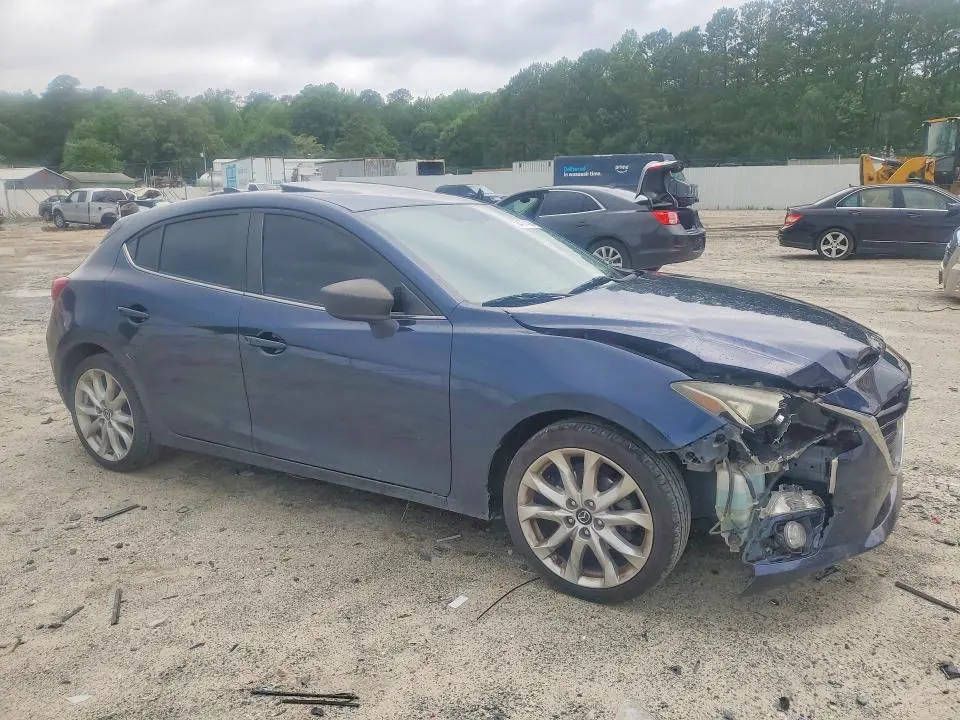 2016 MAZDA 3 TOURING  