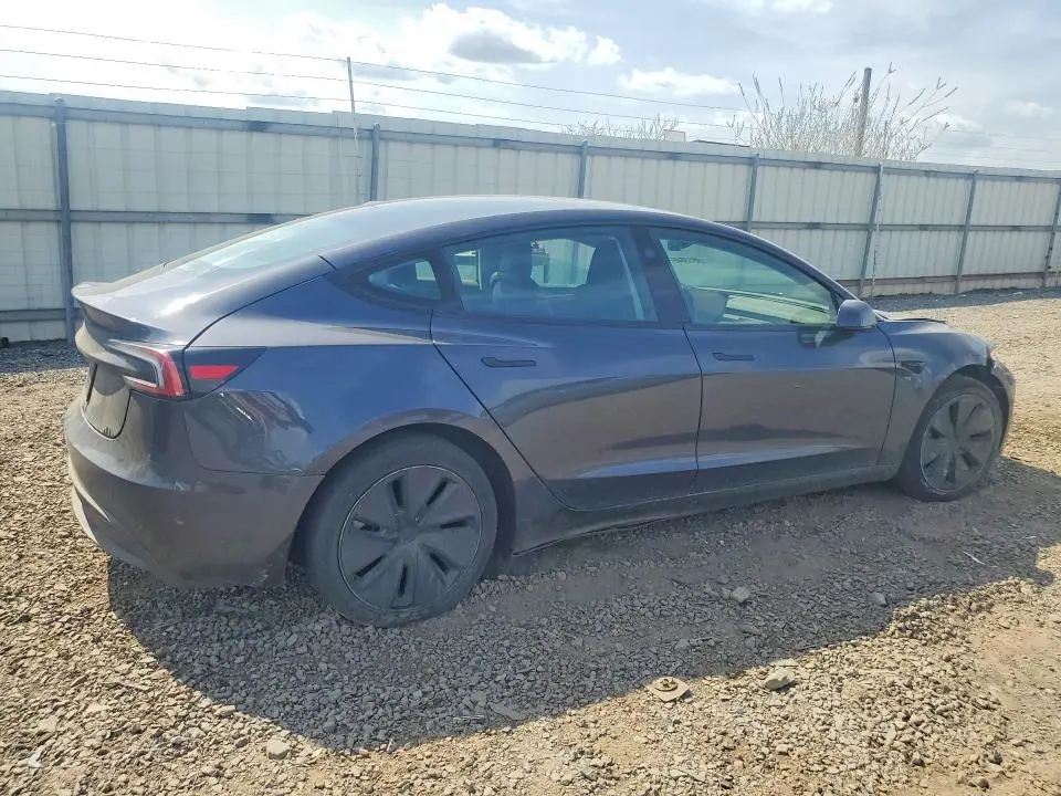2025 TESLA MODEL 3   