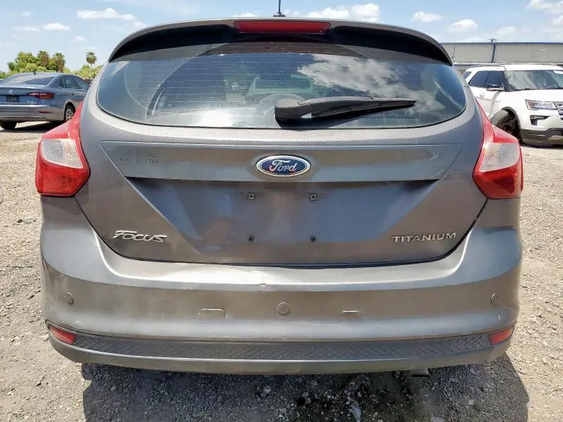 2012 FORD FOCUS TITANIUM  