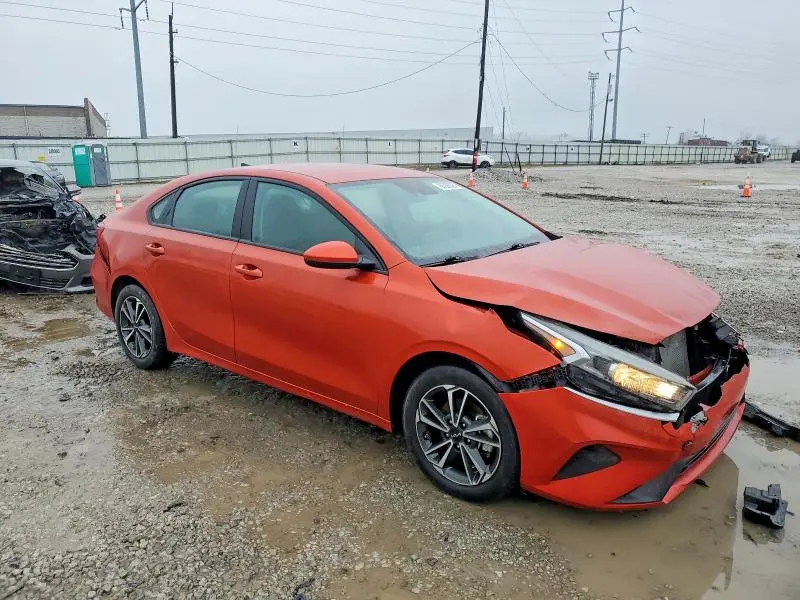 2022 KIA FORTE FE  