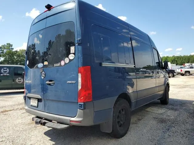 2022 MERCEDES-BENZ SPRINTER 2500  