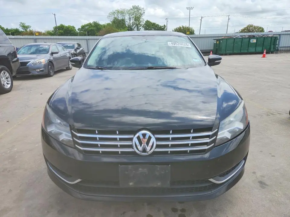 2014 VOLKSWAGEN PASSAT SE  