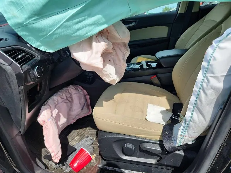 2018 FORD EDGE SE  