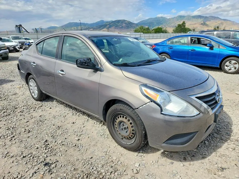 2017 NISSAN VERSA 1.6 SV  