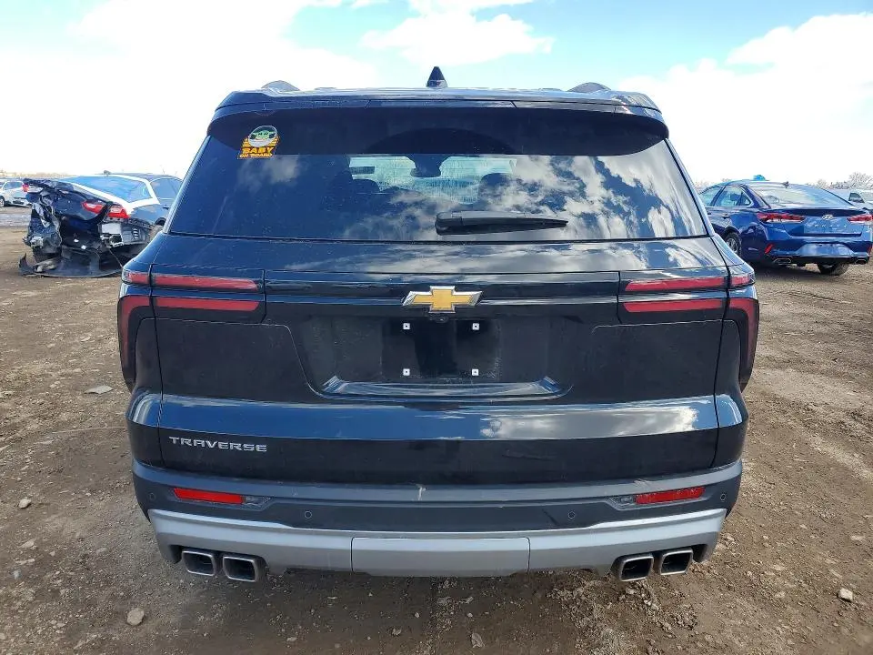 2025 CHEVROLET TRAVERSE LT  