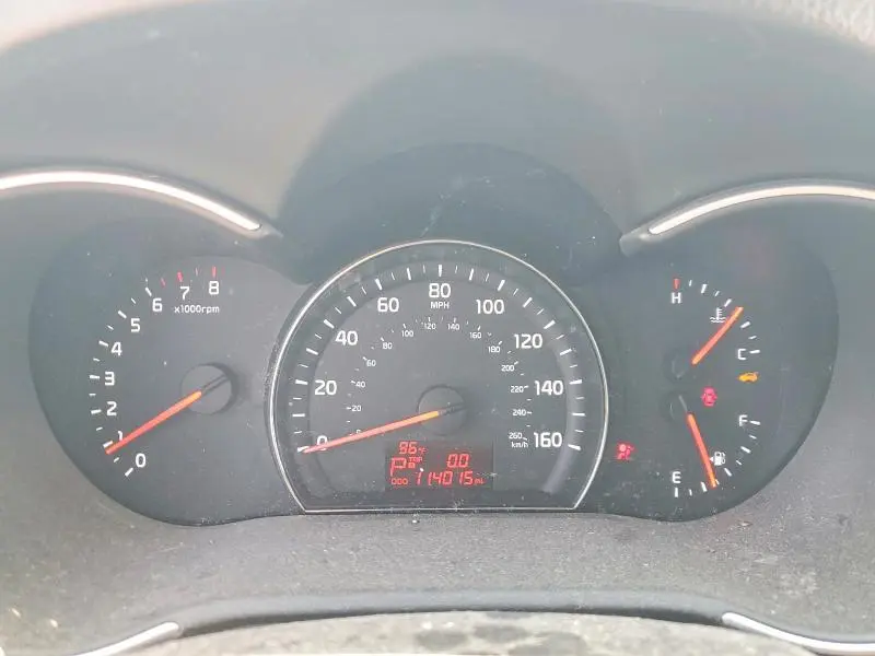 2015 KIA SORENTO LX  