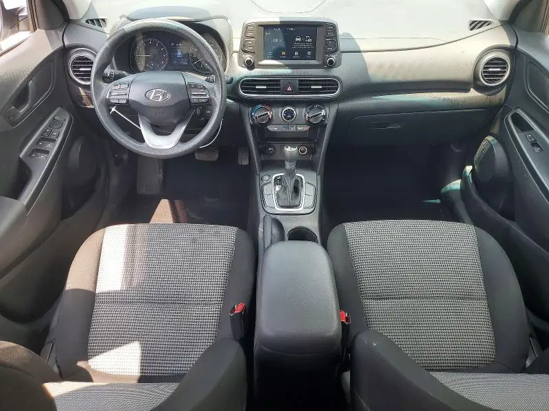 2020 HYUNDAI KONA SE  
