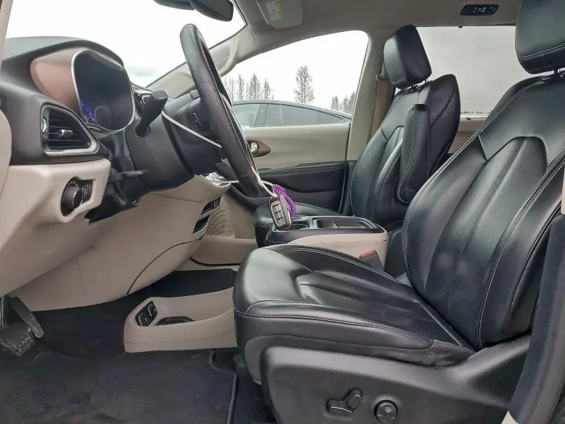 2021 CHRYSLER VOYAGER LXI  