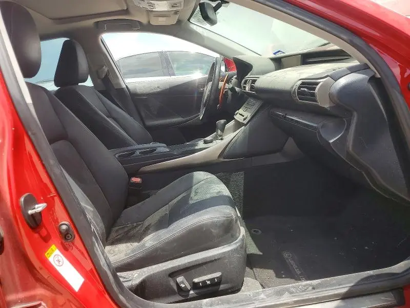 2016 LEXUS IS 200T  