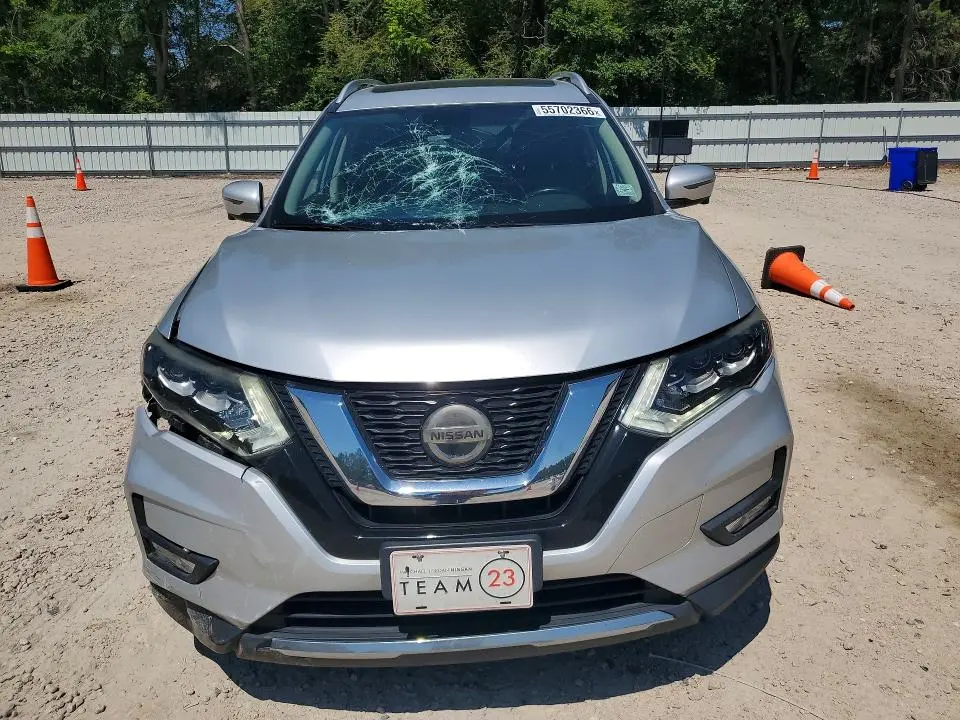 2018 NISSAN ROGUE SL  